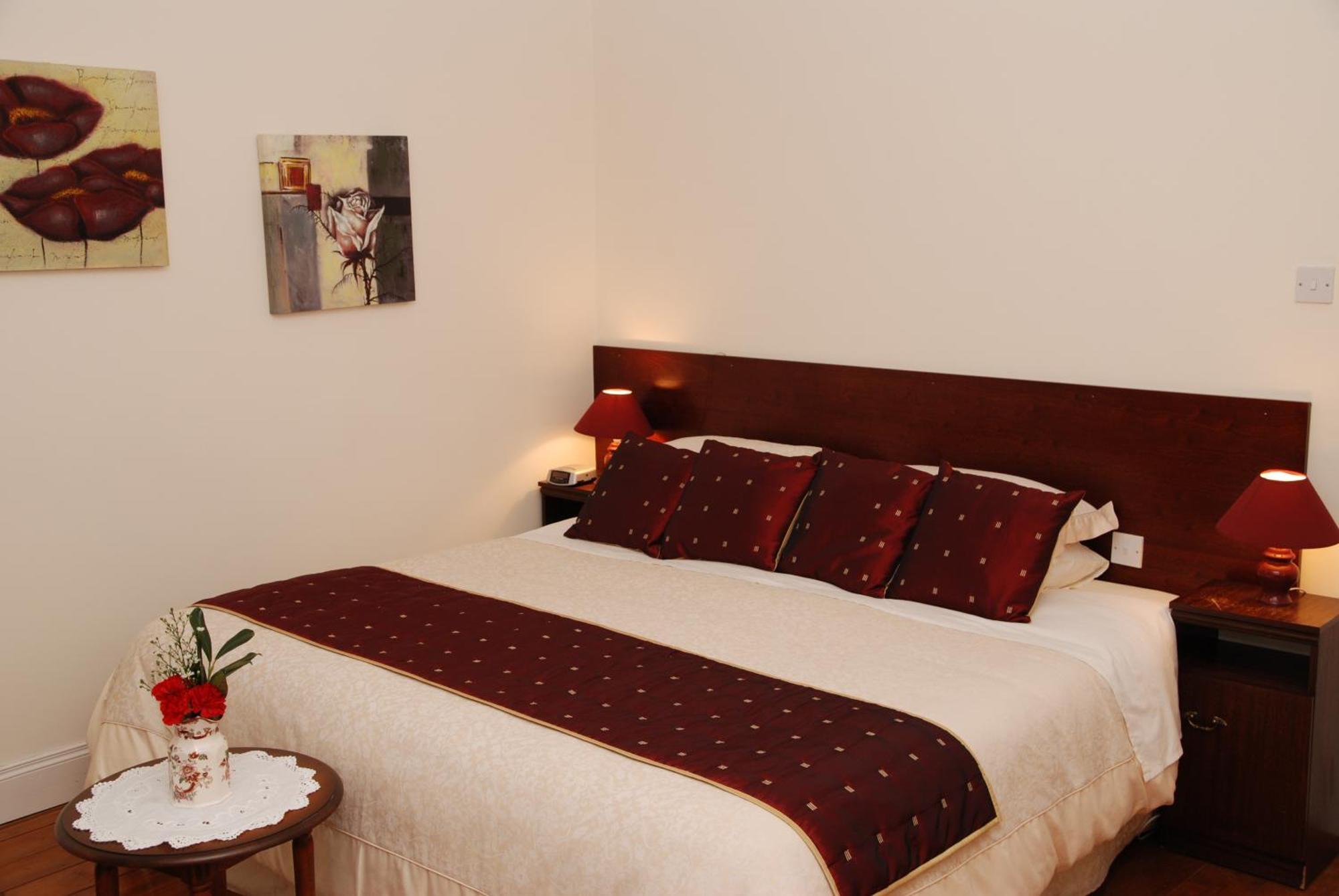 Kilburn House B&B Milltown  Kültér fotó
