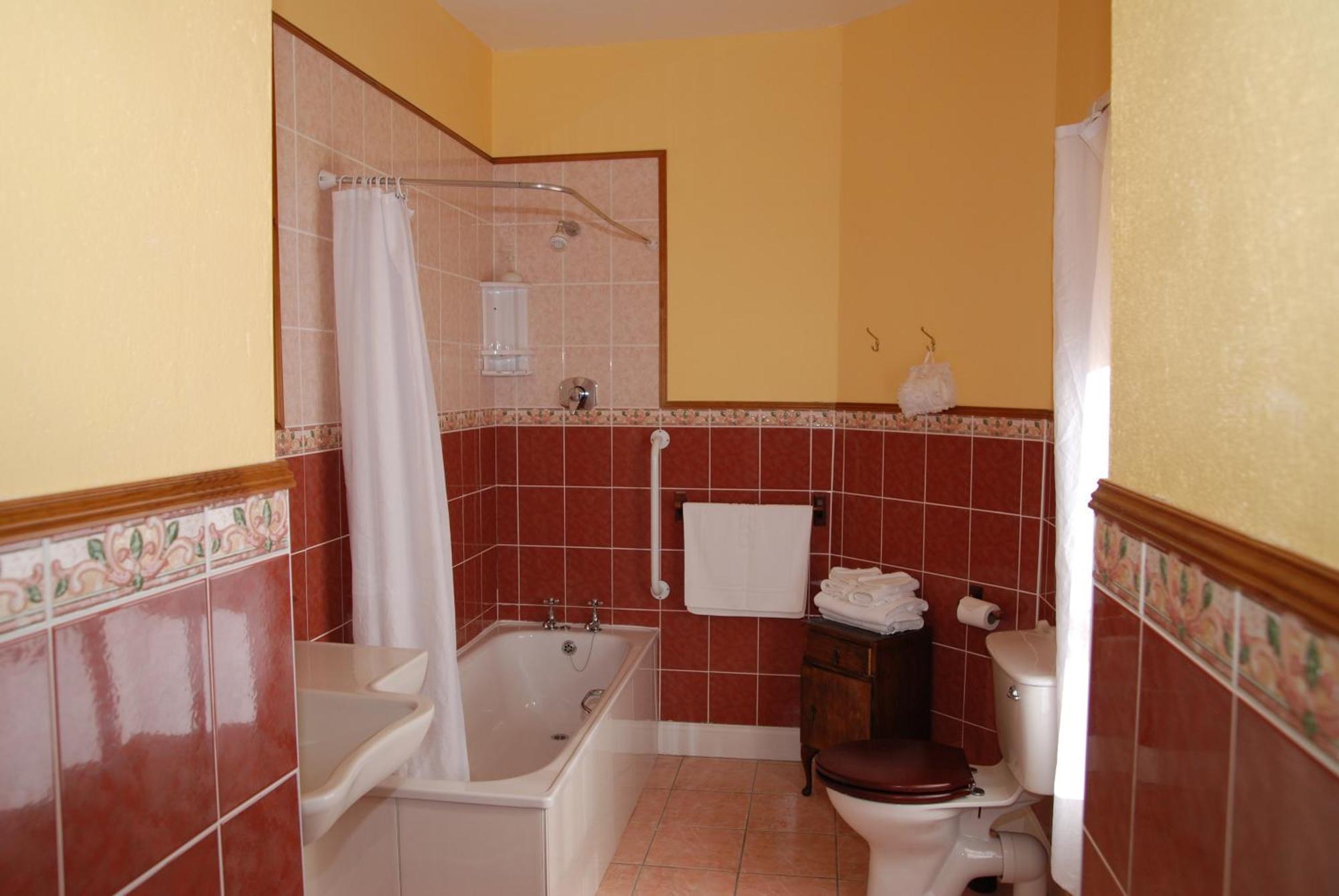 Kilburn House B&B Milltown  Kültér fotó