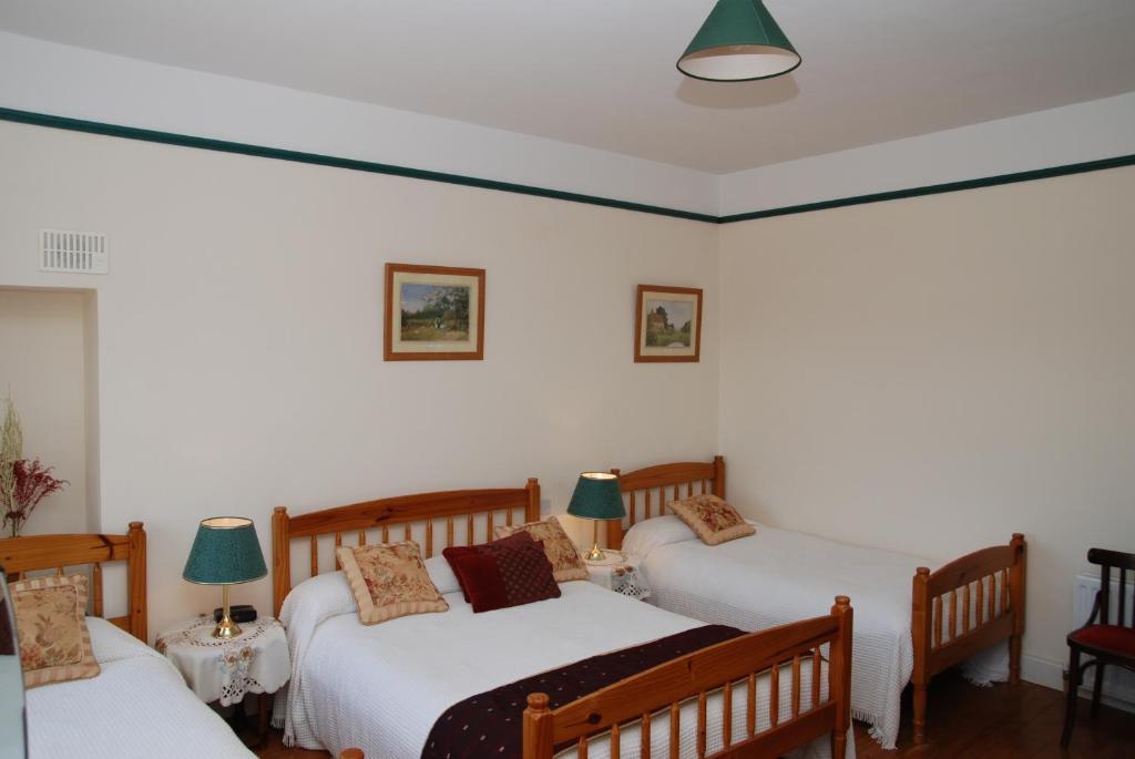 Kilburn House B&B Milltown  Szoba fotó